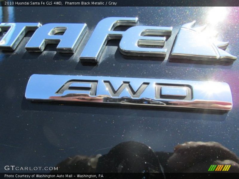 Phantom Black Metallic / Gray 2010 Hyundai Santa Fe GLS 4WD