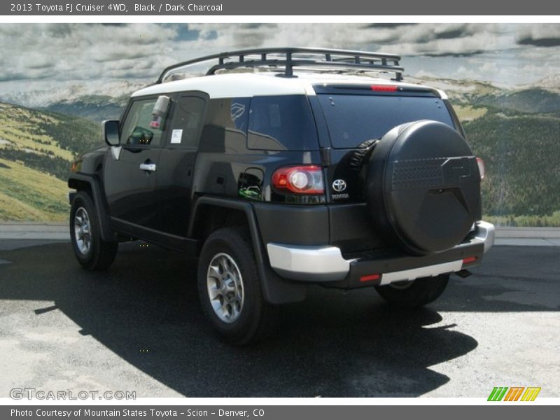 Black / Dark Charcoal 2013 Toyota FJ Cruiser 4WD