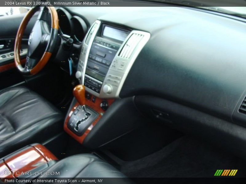 Millinnium Silver Metallic / Black 2004 Lexus RX 330 AWD