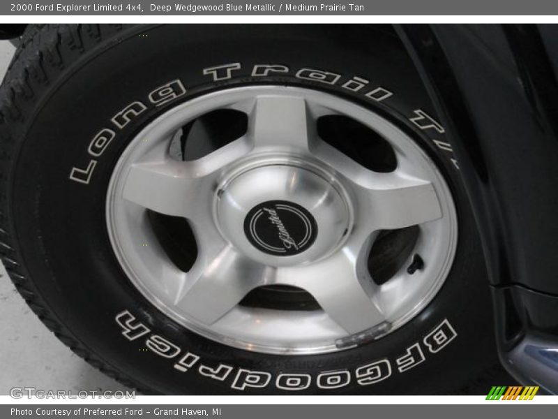  2000 Explorer Limited 4x4 Wheel