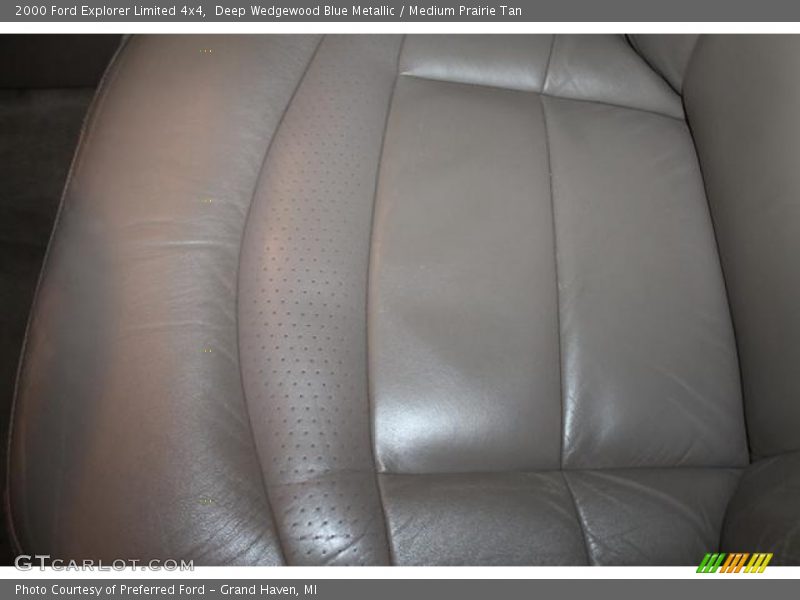 Deep Wedgewood Blue Metallic / Medium Prairie Tan 2000 Ford Explorer Limited 4x4