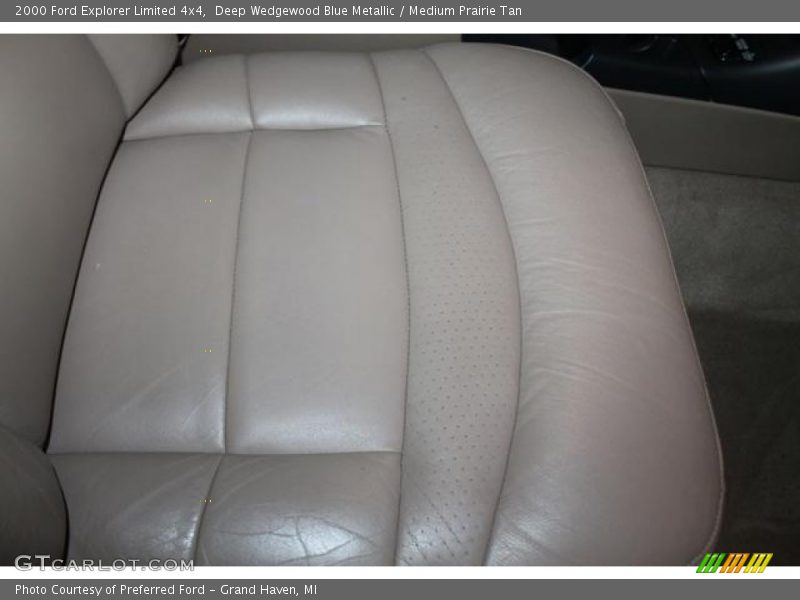 Deep Wedgewood Blue Metallic / Medium Prairie Tan 2000 Ford Explorer Limited 4x4