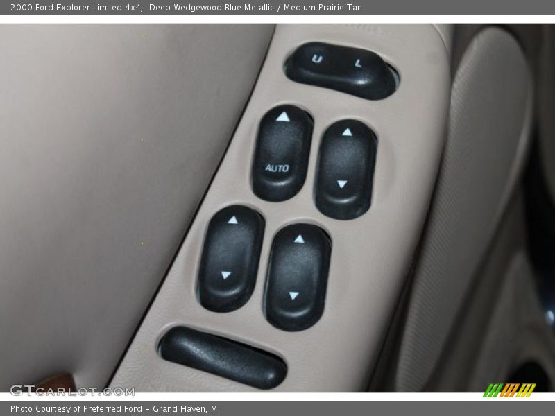 Controls of 2000 Explorer Limited 4x4
