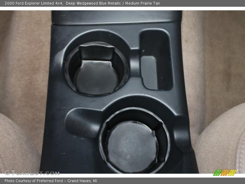 Deep Wedgewood Blue Metallic / Medium Prairie Tan 2000 Ford Explorer Limited 4x4
