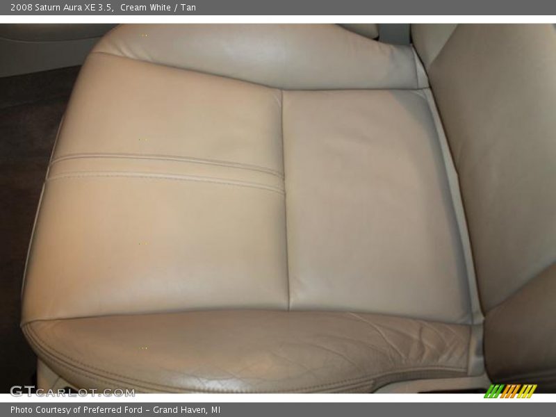 Cream White / Tan 2008 Saturn Aura XE 3.5