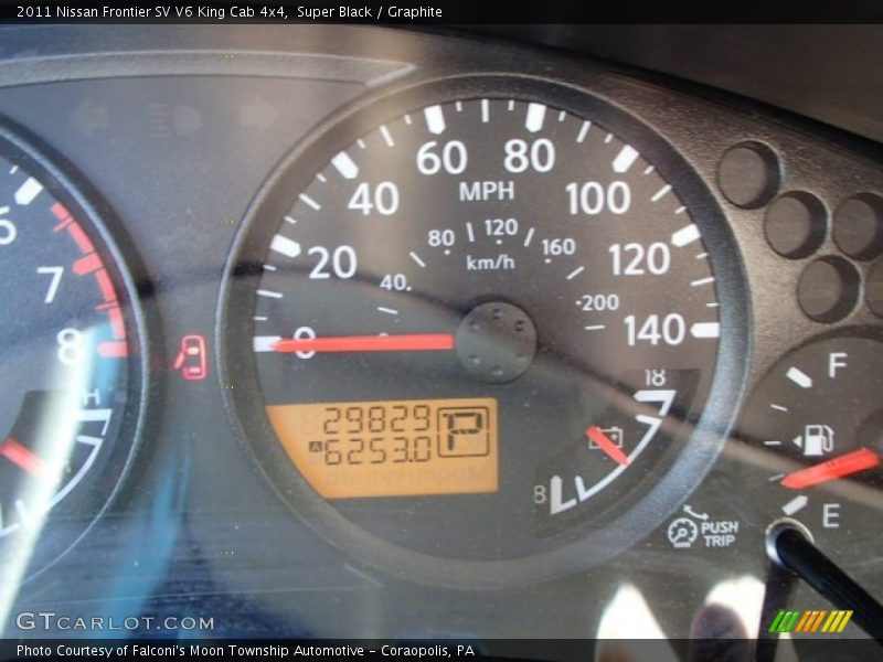 Super Black / Graphite 2011 Nissan Frontier SV V6 King Cab 4x4