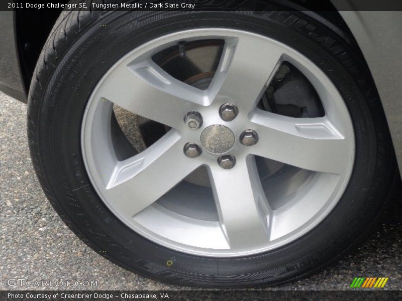 Tungsten Metallic / Dark Slate Gray 2011 Dodge Challenger SE