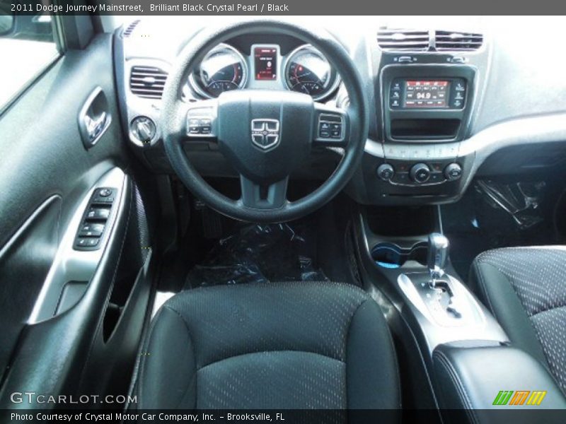 Brilliant Black Crystal Pearl / Black 2011 Dodge Journey Mainstreet