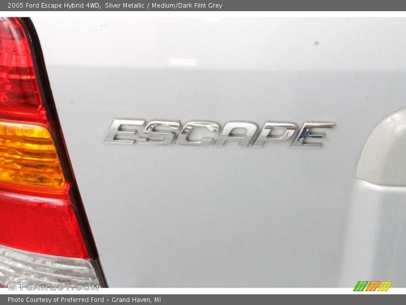 Silver Metallic / Medium/Dark Flint Grey 2005 Ford Escape Hybrid 4WD