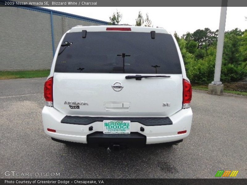 Blizzard White / Charcoal 2009 Nissan Armada SE