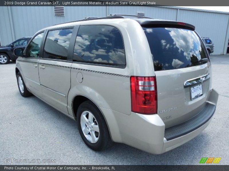 Light Sandstone Metallic / Medium Slate Gray/Light Shale 2009 Dodge Grand Caravan SXT