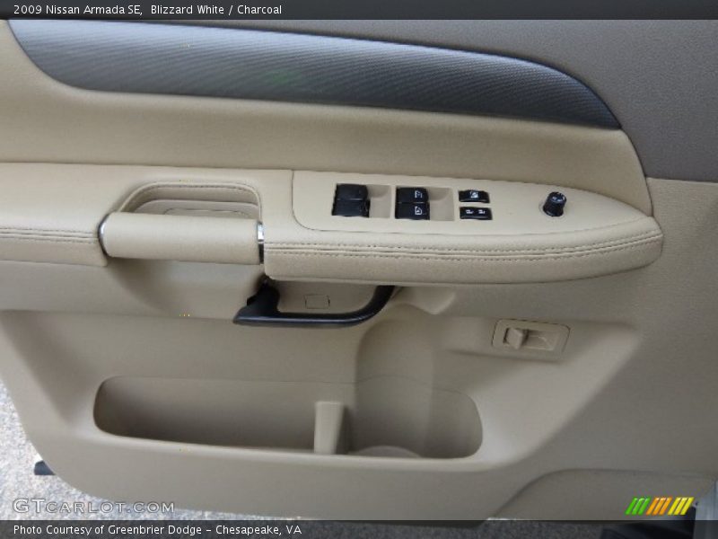 Door Panel of 2009 Armada SE