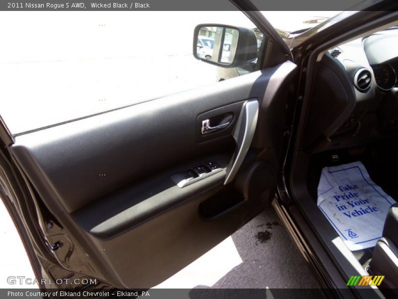 Wicked Black / Black 2011 Nissan Rogue S AWD