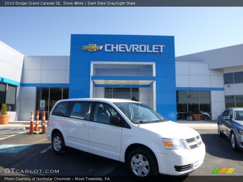 Stone White / Dark Slate Gray/Light Shale 2010 Dodge Grand Caravan SE