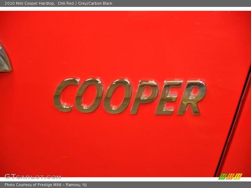 Chili Red / Grey/Carbon Black 2010 Mini Cooper Hardtop