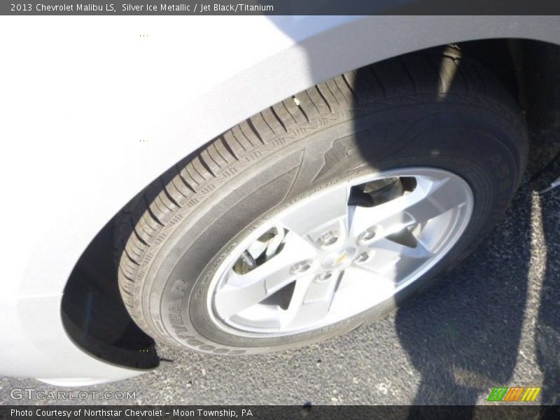 Silver Ice Metallic / Jet Black/Titanium 2013 Chevrolet Malibu LS
