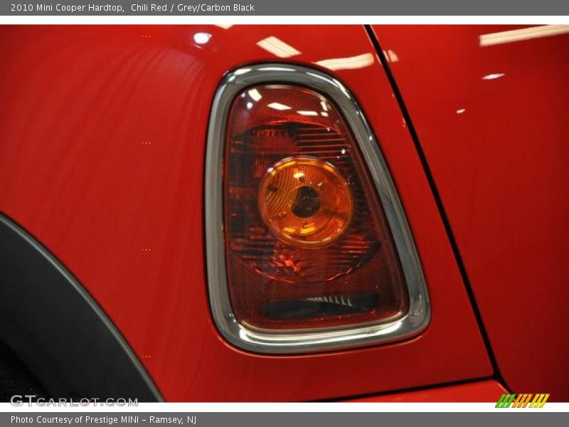 Chili Red / Grey/Carbon Black 2010 Mini Cooper Hardtop
