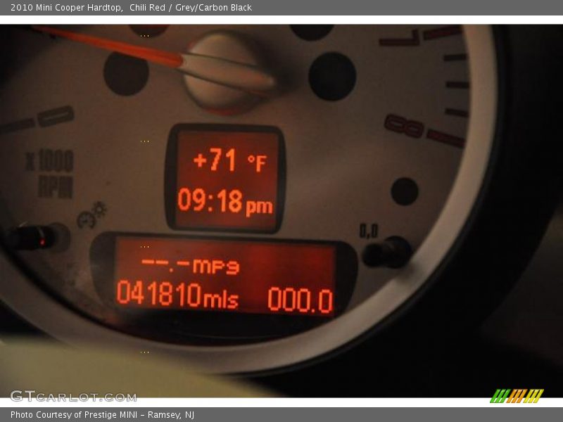 Chili Red / Grey/Carbon Black 2010 Mini Cooper Hardtop