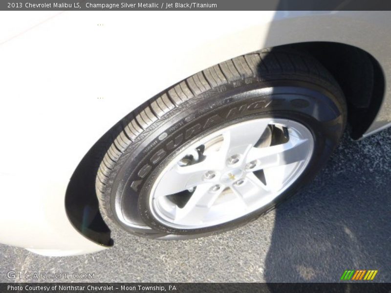 Champagne Silver Metallic / Jet Black/Titanium 2013 Chevrolet Malibu LS