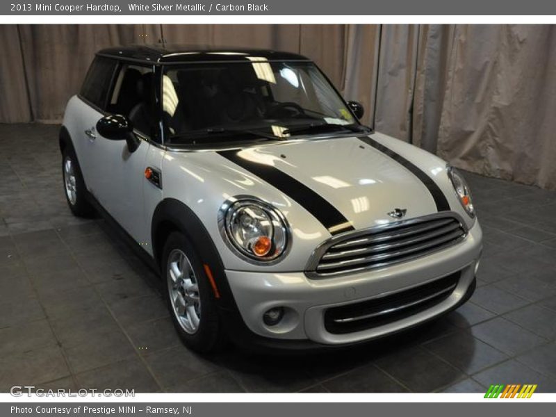 White Silver Metallic / Carbon Black 2013 Mini Cooper Hardtop