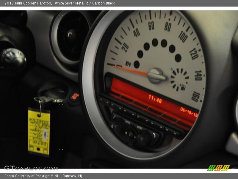 White Silver Metallic / Carbon Black 2013 Mini Cooper Hardtop