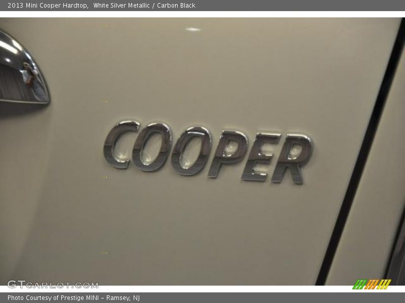 White Silver Metallic / Carbon Black 2013 Mini Cooper Hardtop