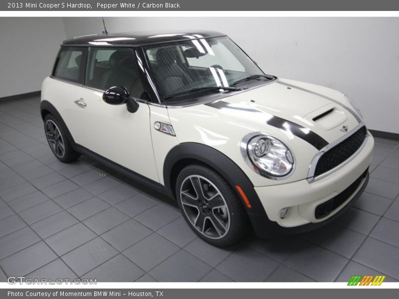 Pepper White / Carbon Black 2013 Mini Cooper S Hardtop