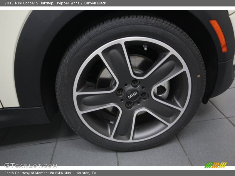 Pepper White / Carbon Black 2013 Mini Cooper S Hardtop