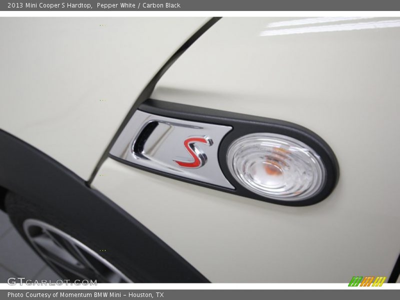 Pepper White / Carbon Black 2013 Mini Cooper S Hardtop
