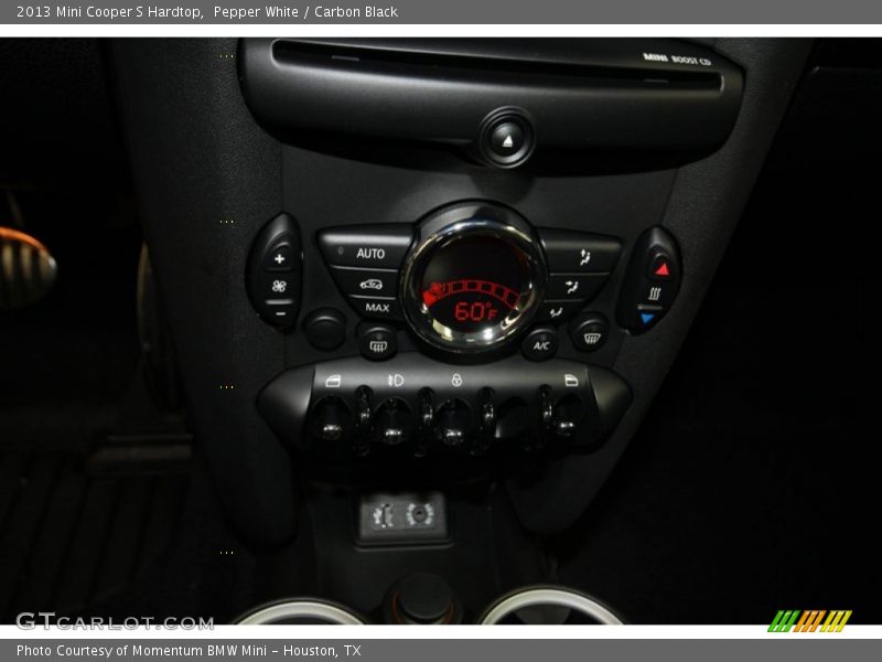 Pepper White / Carbon Black 2013 Mini Cooper S Hardtop