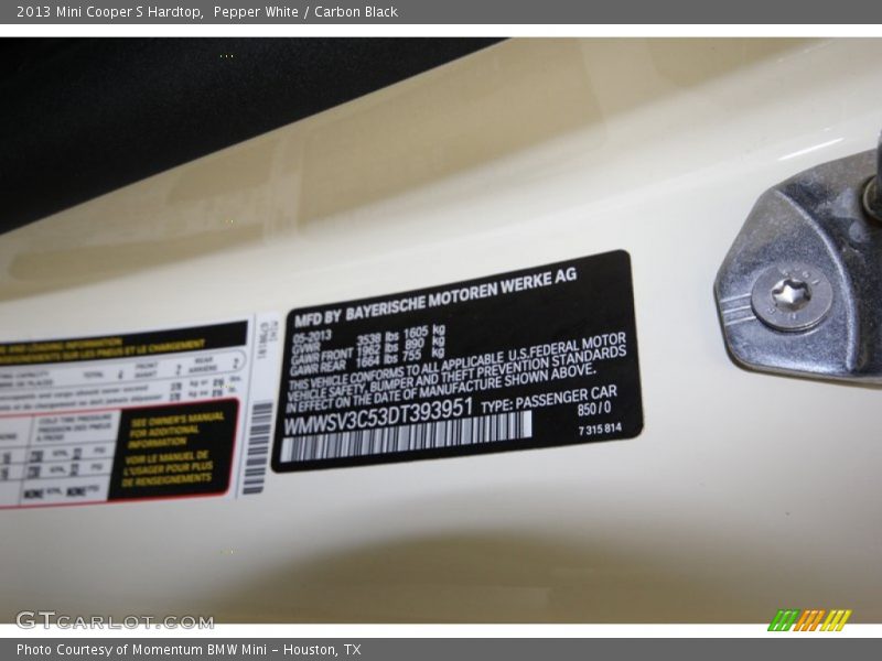 Pepper White / Carbon Black 2013 Mini Cooper S Hardtop