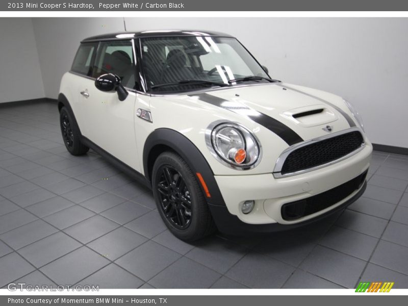 Pepper White / Carbon Black 2013 Mini Cooper S Hardtop