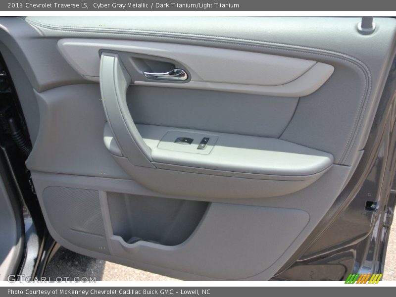 Cyber Gray Metallic / Dark Titanium/Light Titanium 2013 Chevrolet Traverse LS