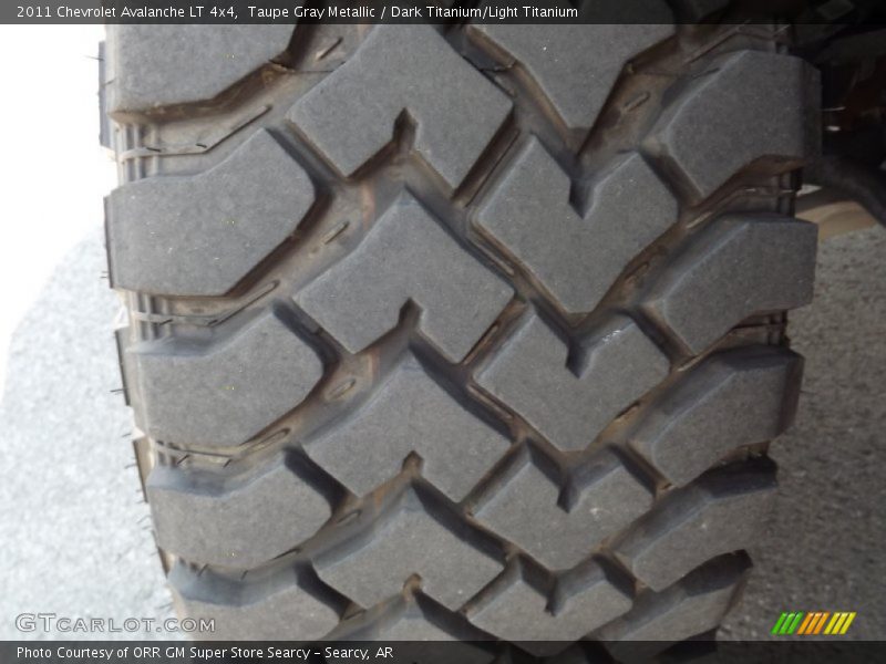 Taupe Gray Metallic / Dark Titanium/Light Titanium 2011 Chevrolet Avalanche LT 4x4
