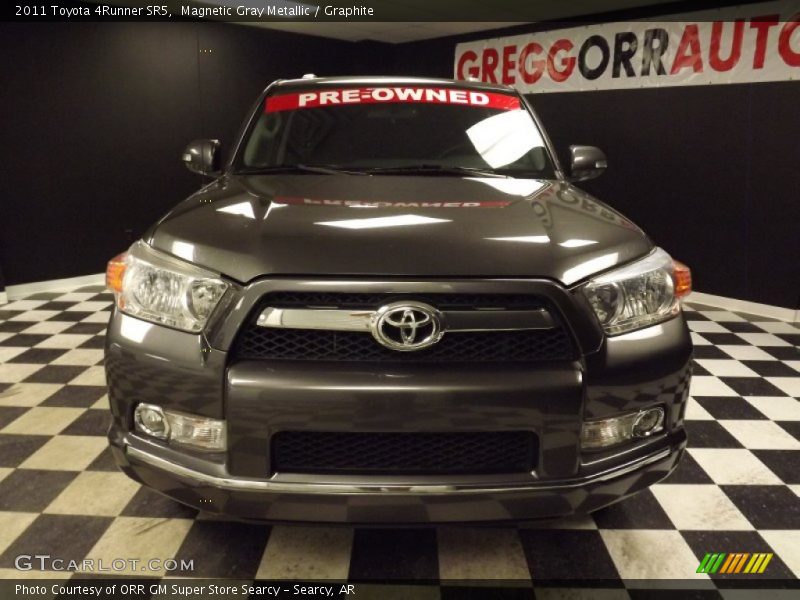 Magnetic Gray Metallic / Graphite 2011 Toyota 4Runner SR5