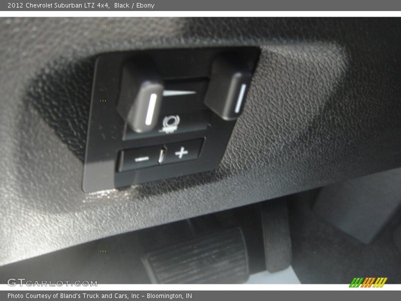 Black / Ebony 2012 Chevrolet Suburban LTZ 4x4