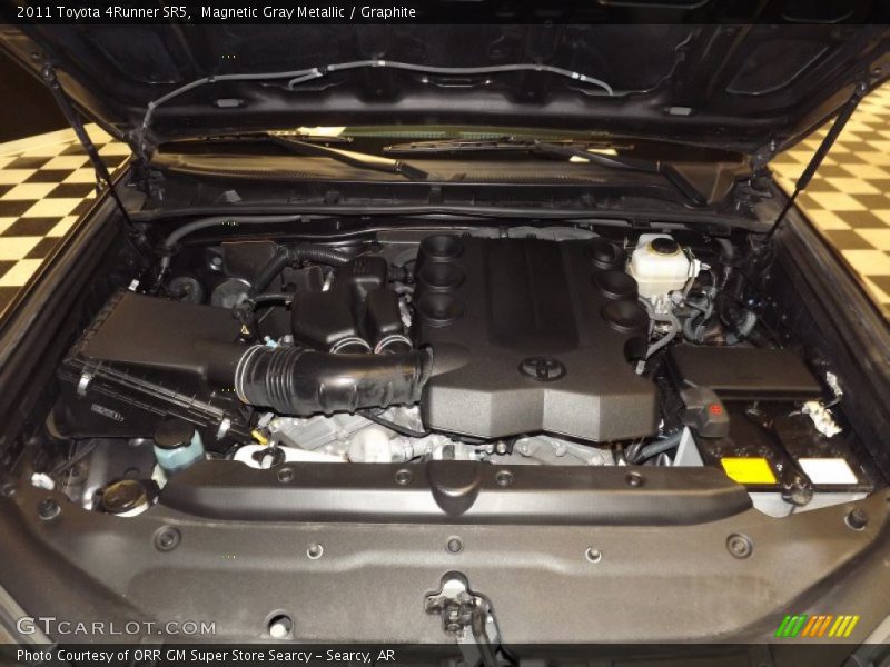 Magnetic Gray Metallic / Graphite 2011 Toyota 4Runner SR5