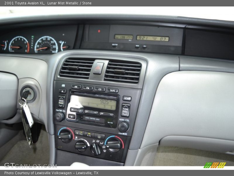 Lunar Mist Metallic / Stone 2001 Toyota Avalon XL