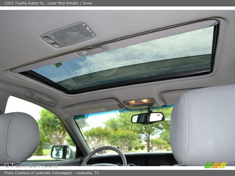 Lunar Mist Metallic / Stone 2001 Toyota Avalon XL