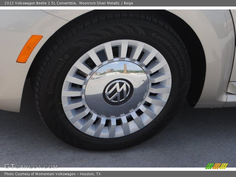 Moonrock Silver Metallic / Beige 2013 Volkswagen Beetle 2.5L Convertible