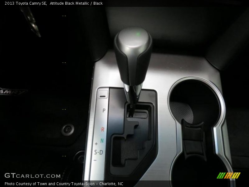 Attitude Black Metallic / Black 2013 Toyota Camry SE