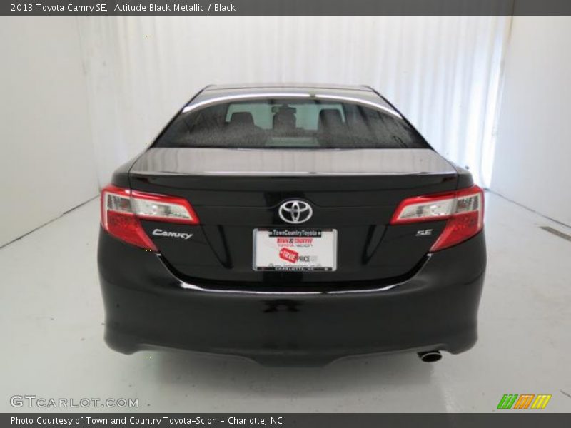 Attitude Black Metallic / Black 2013 Toyota Camry SE