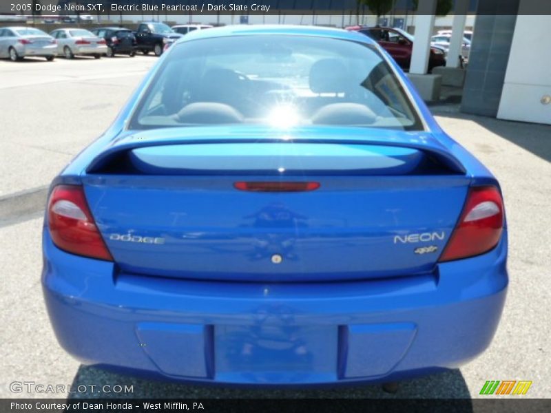 Electric Blue Pearlcoat / Dark Slate Gray 2005 Dodge Neon SXT