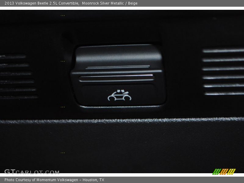 Moonrock Silver Metallic / Beige 2013 Volkswagen Beetle 2.5L Convertible