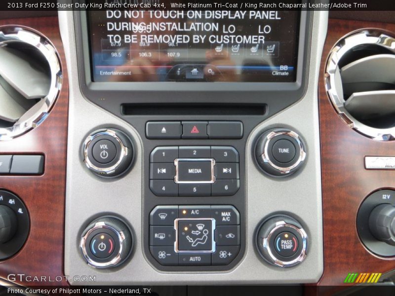 White Platinum Tri-Coat / King Ranch Chaparral Leather/Adobe Trim 2013 Ford F250 Super Duty King Ranch Crew Cab 4x4