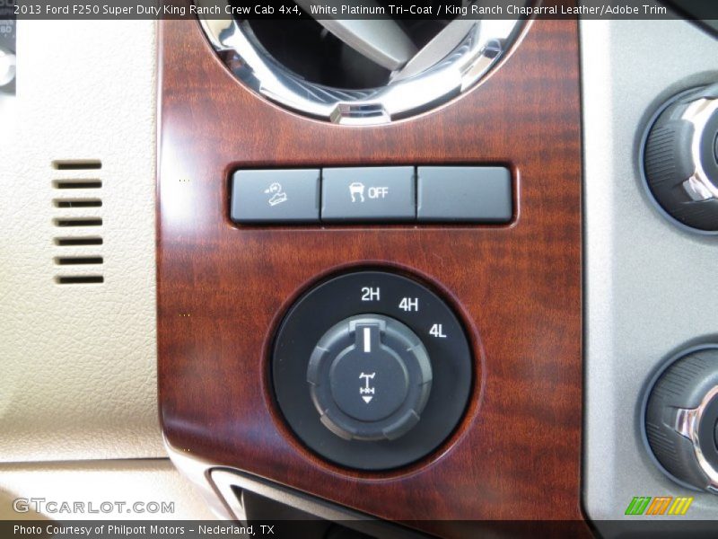 White Platinum Tri-Coat / King Ranch Chaparral Leather/Adobe Trim 2013 Ford F250 Super Duty King Ranch Crew Cab 4x4