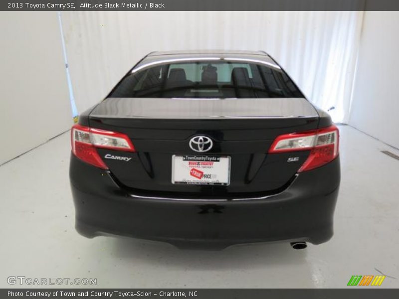 Attitude Black Metallic / Black 2013 Toyota Camry SE
