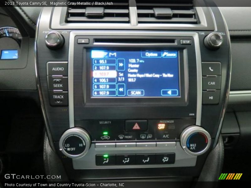 Magnetic Gray Metallic / Black/Ash 2013 Toyota Camry SE