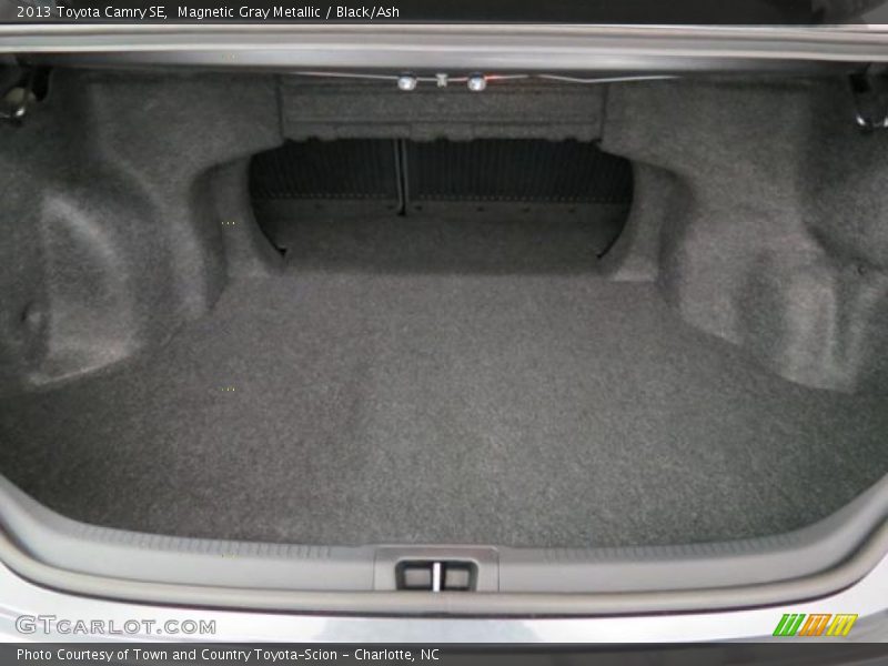 Magnetic Gray Metallic / Black/Ash 2013 Toyota Camry SE