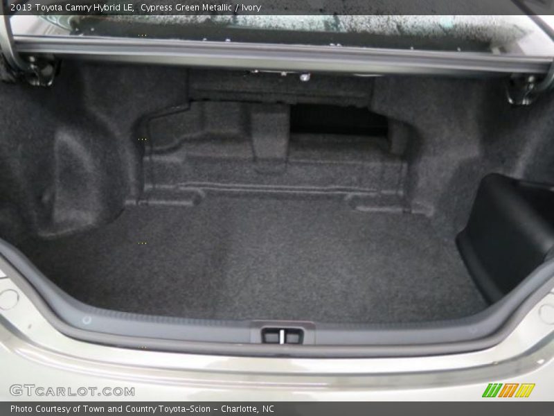 Cypress Green Metallic / Ivory 2013 Toyota Camry Hybrid LE